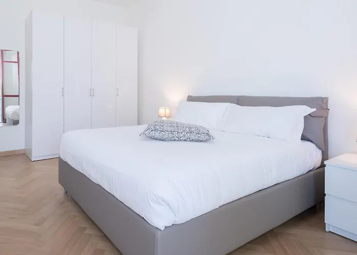 Volta 4 By Solutions * Cernobbio