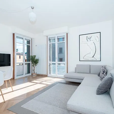 Volta 4 By Solutions Cernobbio